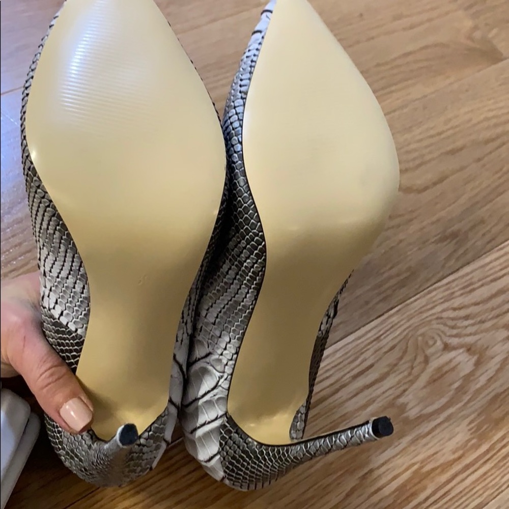 Snake effect pumps - Picture 4 of 7
